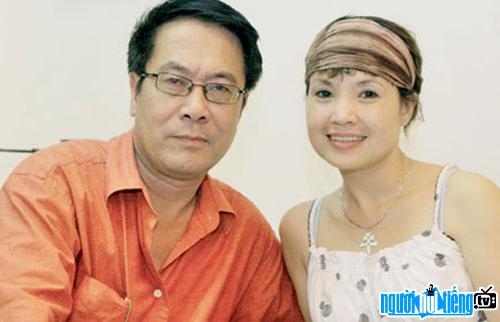 Nghệ sĩ Lan Hương cùng với người chồng hiện tại - Đạo diễn Tất Bình