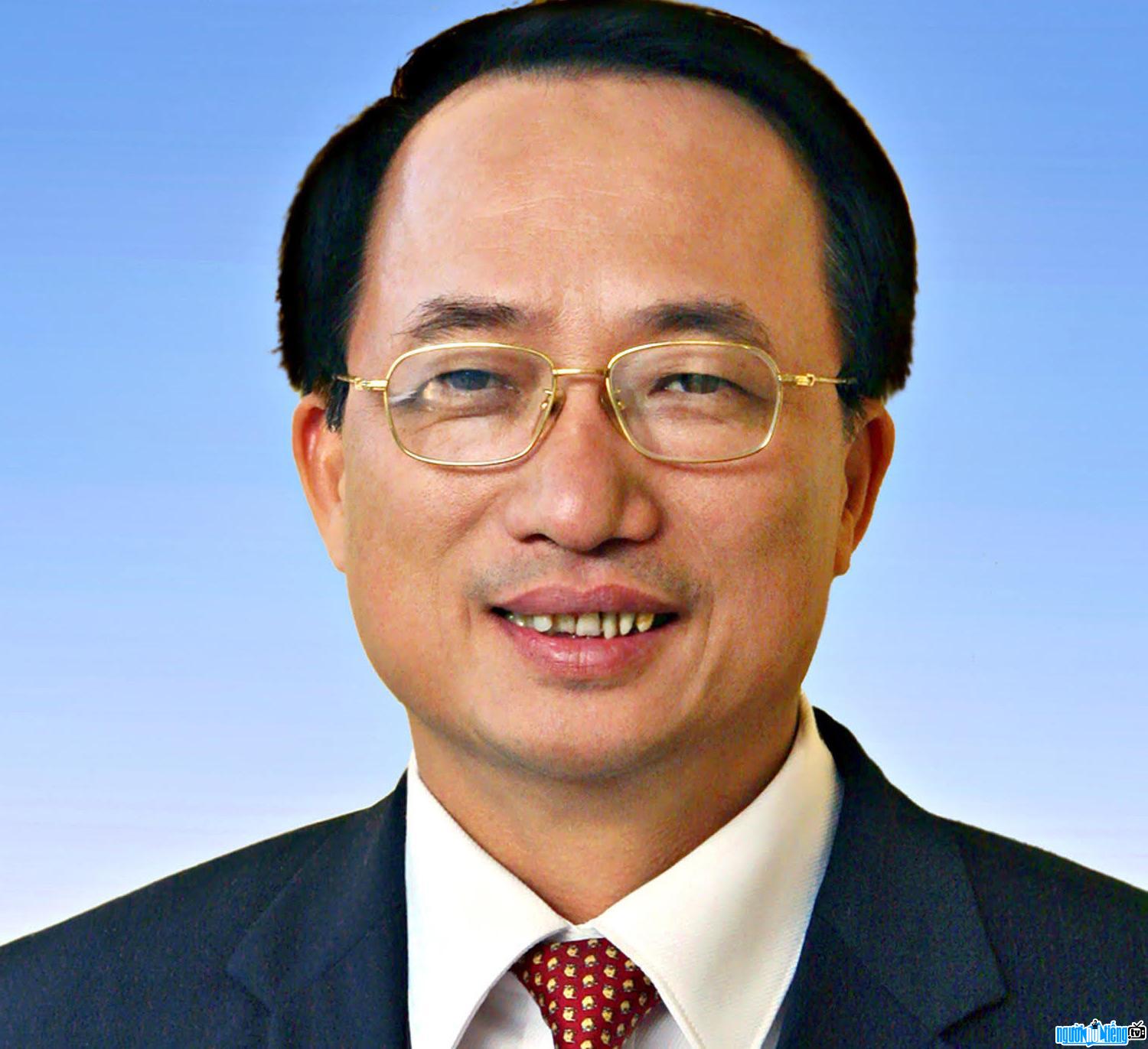 Portrait of Deputy Minister of Public Security Nguyen Van Thanh