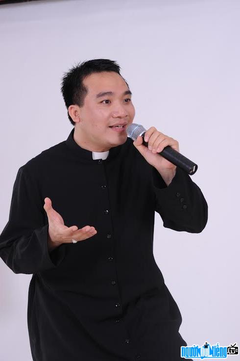  JB Nguyen Sang - the priest participating in the most typical charity activities of My Tho diocese