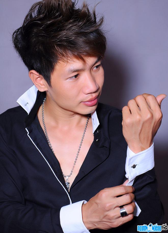 Dương Thái Bảo là một ca sĩ có thể hát được nhiều dòng nhạc