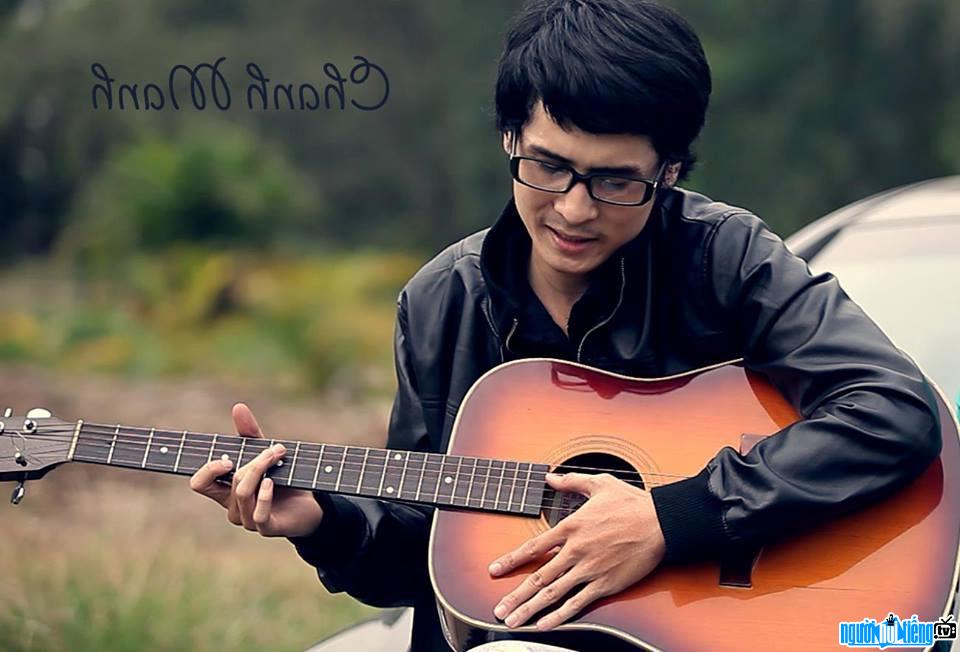 Latest picture of singer Chanh Manh