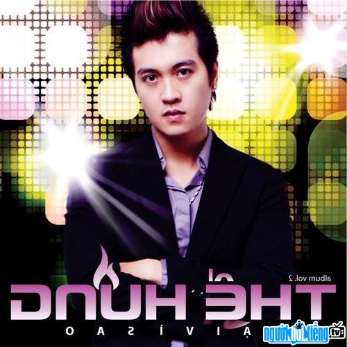  Picture of male singer Hoang Hung on album cover Why
