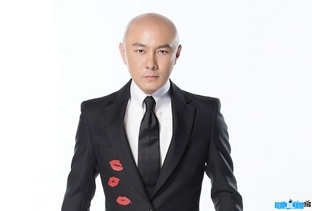 A new photo of actor Truong Ve Kien