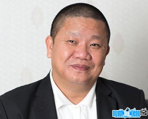  Another picture of businessman Le Phuoc Vu