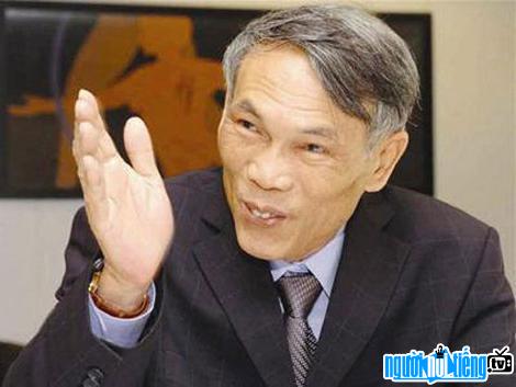 Trương Đình Tuyển - chuyên gia cao cấp của văn phòng Quốc Hội và văn phòng Chính Phủ