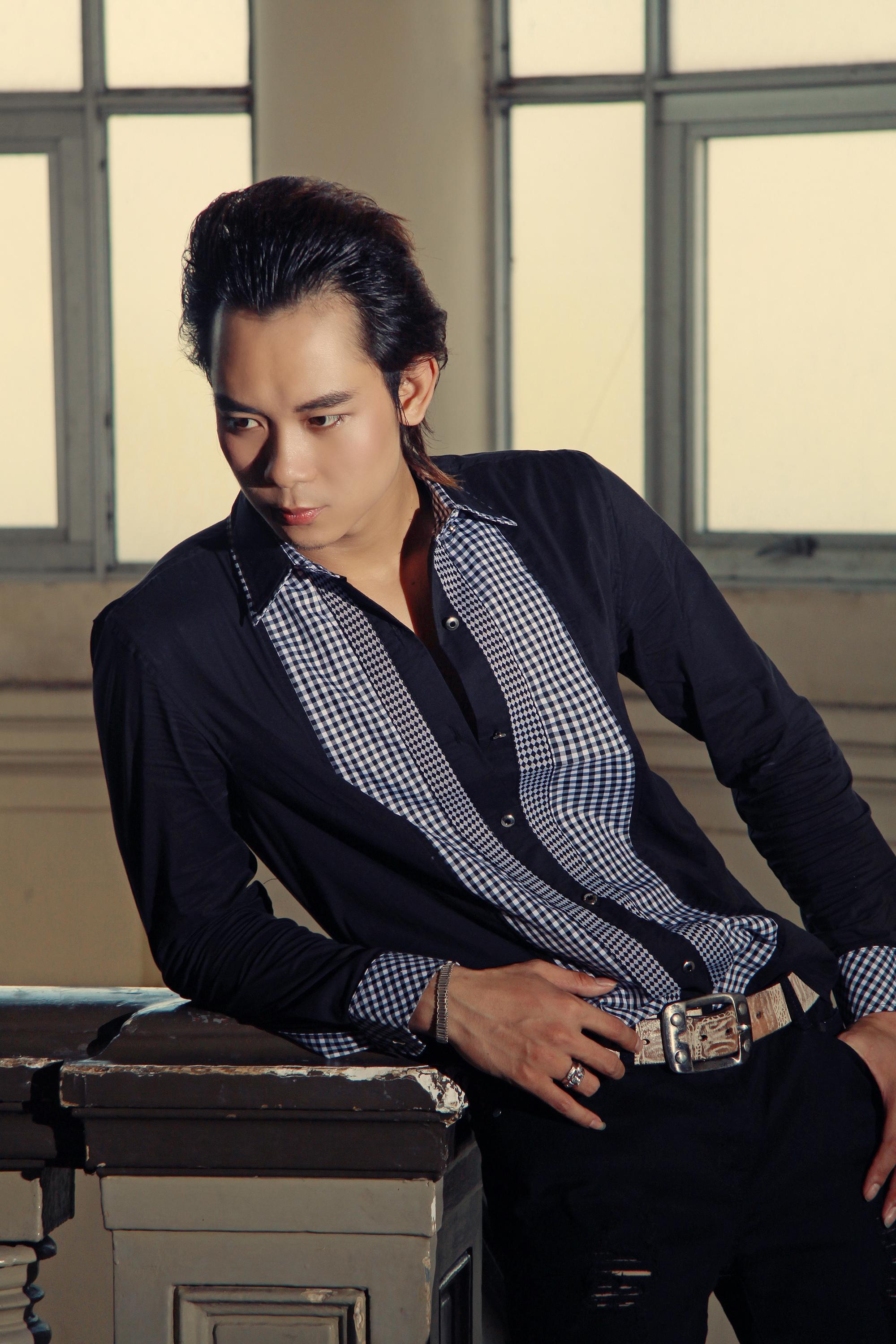  Another image of singer Kaze An