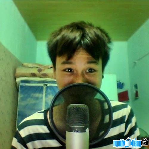 Hoang Boiz - Talented young male singer