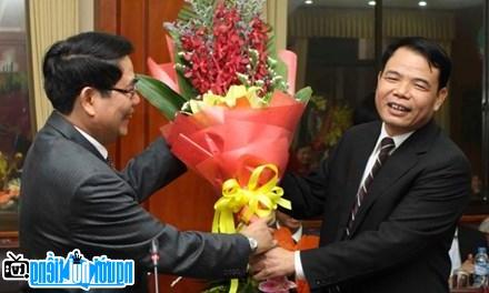 Nguyễn Xuân cường cùng với cựu Bộ trưởng NN&PTNT Cao Đức Phát