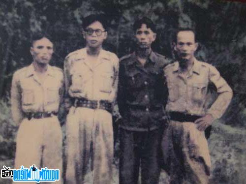 Huynh Van Nghe with comrades Le Duan - Nguyen Binh - Duong Quoc Chinh in War Zone D