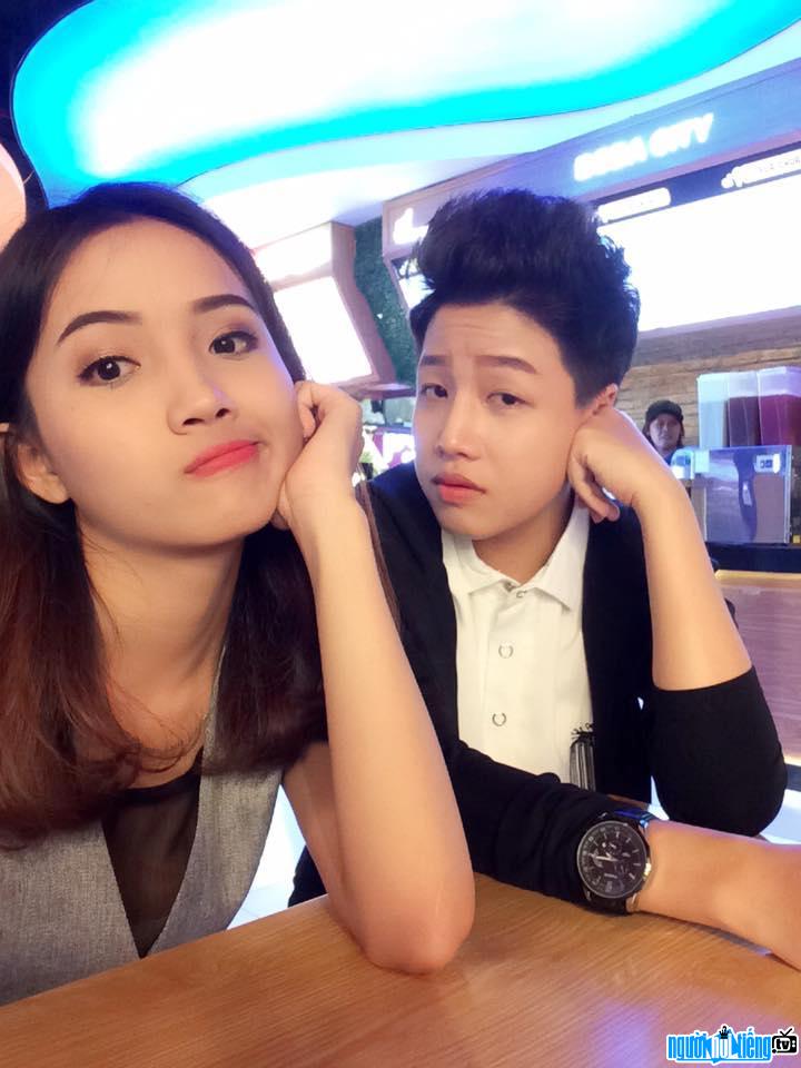  The love story of hot girl Huynh Dan and her transgender boyfriend moved netizens to tears