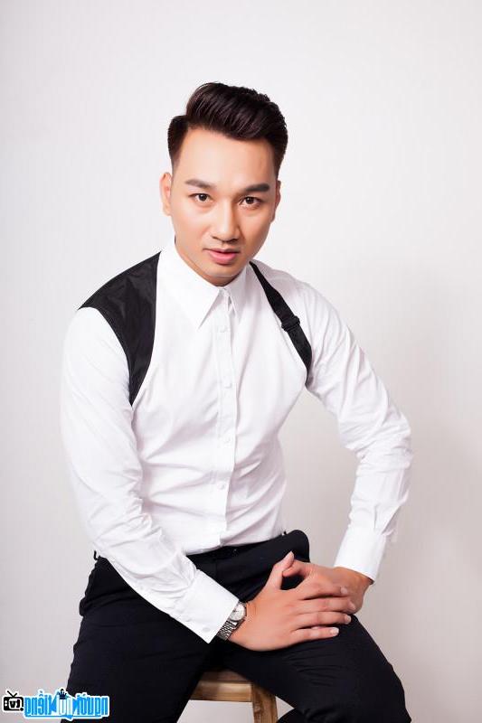 Another image of comedian Thanh Trung