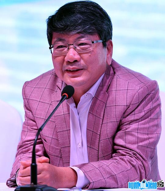 Another picture of the Chairman of the Board of Directors of Vietnam Airlines Corporation - Pham Ngoc Minh