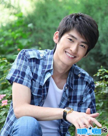  Handsome looks of actor Truong Han