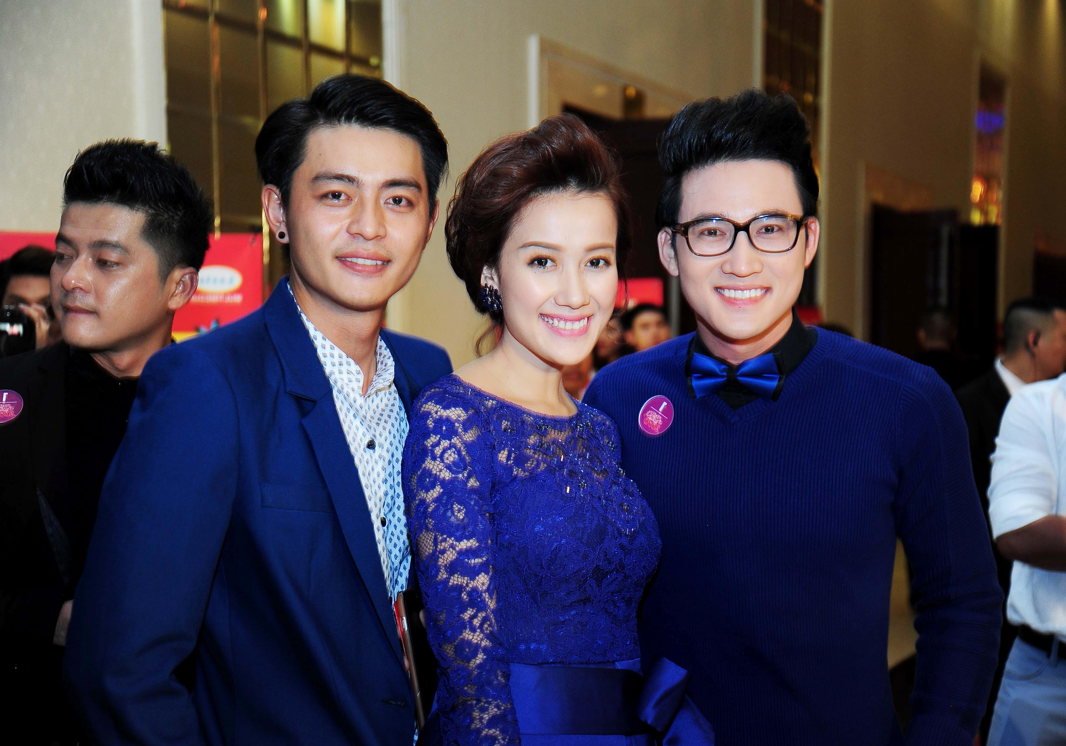 Bui Le Kim Ngoc and co-stars in a recent event