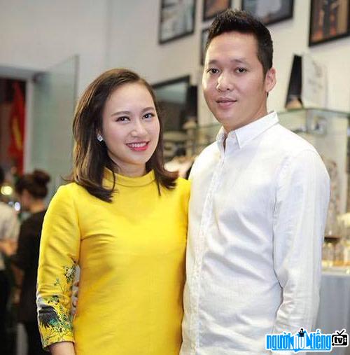 Ca sĩ Khánh Linh bên người chồng trong một sự kiện gần đây