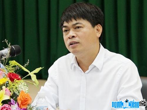 Nguyễn Văn Sơn phát biểu trong một cuộc họp