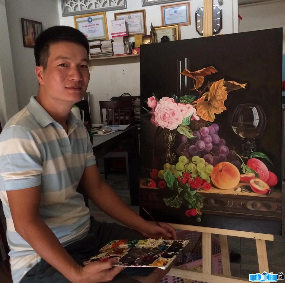 Not only successful in singing career Dzoan Minh also has a talent for drawing very beautiful pictures