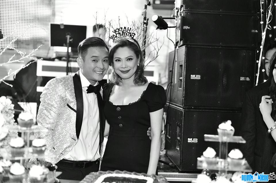  Justin Nguyen with singer Thanh Thao