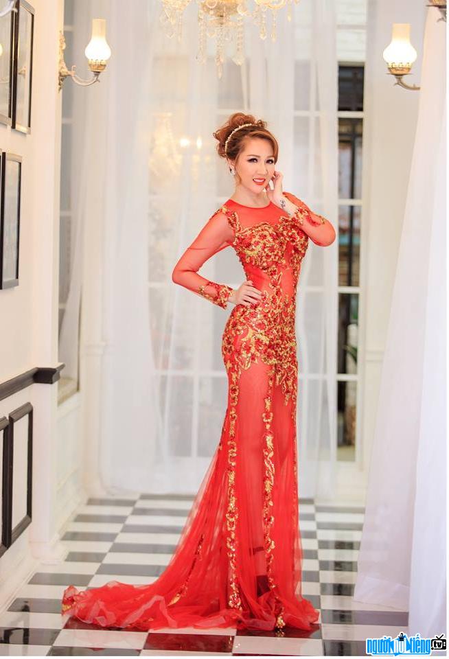  Female singer Hoang Hai My won the runner-up prize 1 contest Miss Vietnam International 2016