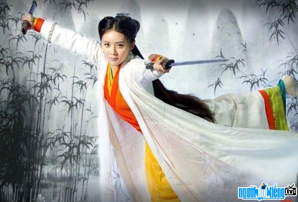 Actor Yuan San San's image in one the movie swordplay