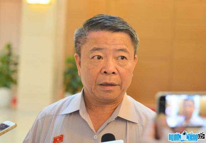  Picture of Ha Tinh Provincial Party Secretary Vo Kim Cu in the meeting interview