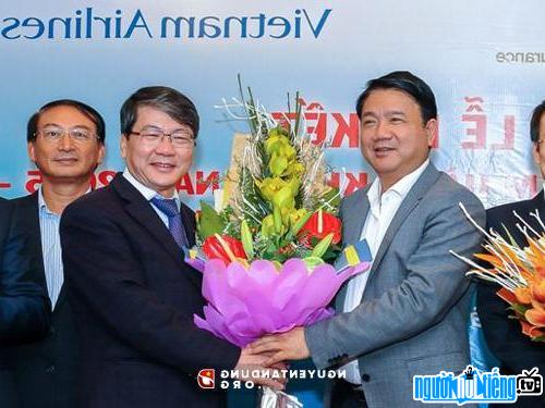 Phạm Ngọc Minh trong buổi nhậm chức Chủ tịch hội đồng quản trị Tổng Công ty Hàng không Việt Nam