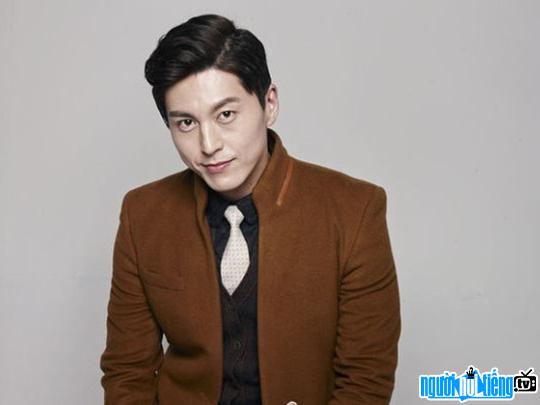 Ryu Soo-young - famous Korean actor
