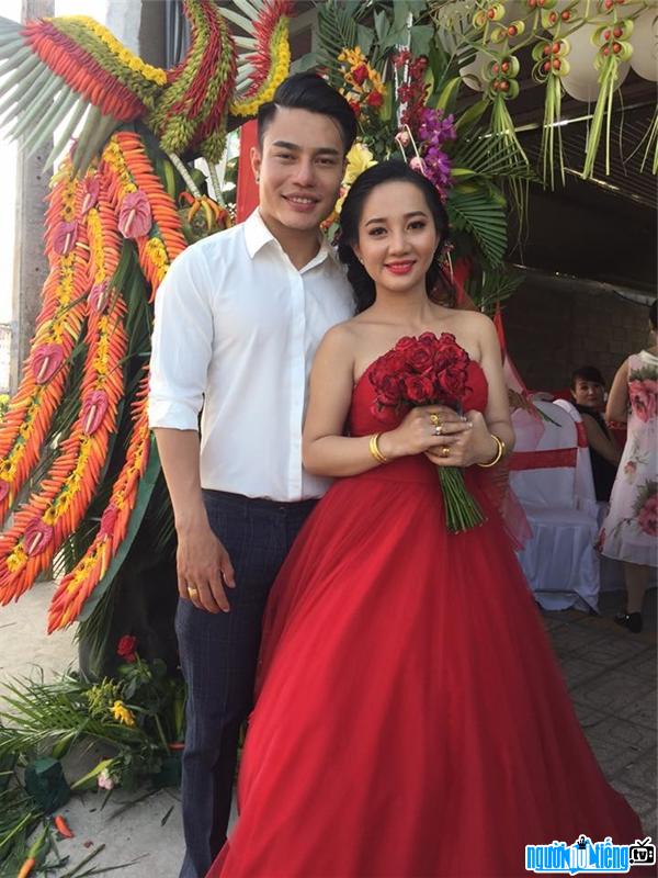 Photo of comedian Le Duong Bao Lam and his wife on the wedding day Latest pictures of comedian Le Duong Bao Lam