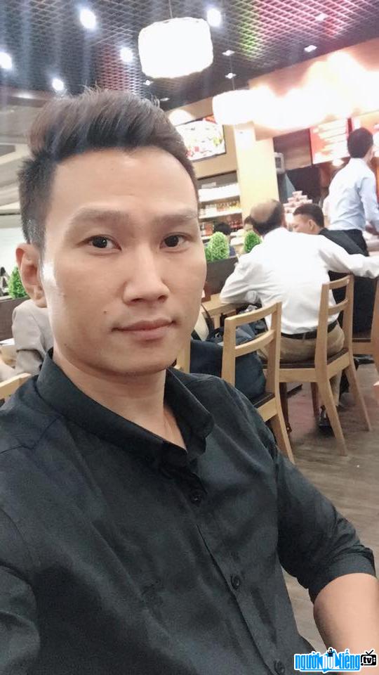  Latest picture of singer Duong Trieu Hai