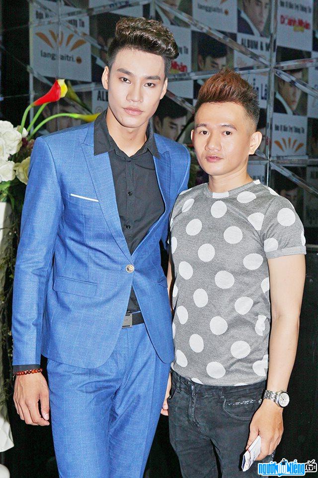  Pham Nhat Huy with Duy England In an event