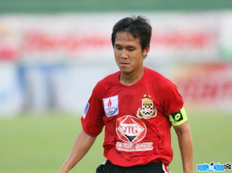 Cầu thủ Nguyễn Minh Phương là một trong những tiền đạo hàng đầu của lịch sử bóng đá Việt Nam