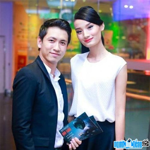  New photo of singer Khai An and his wife Le Thuy