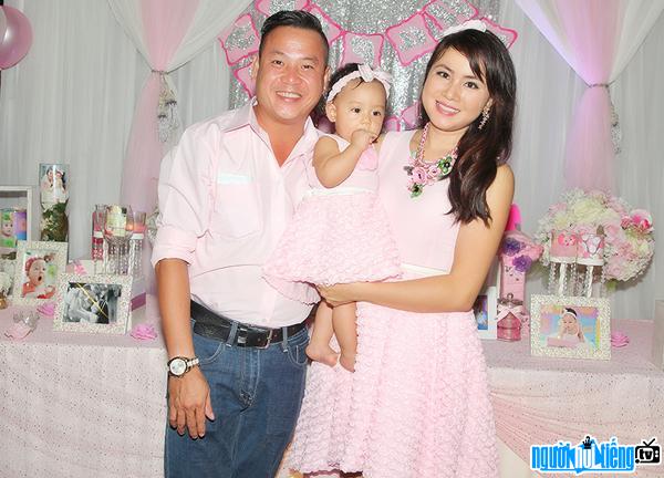  Director Quyen Loc at her birthday party Little daughter