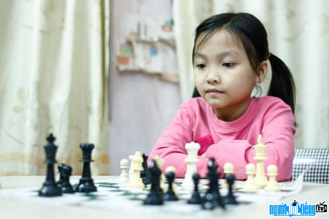  Latest pictures of chess player Nguyen Le Cam Hien