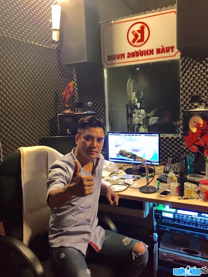  Singer Luu Gia Bao at the studio