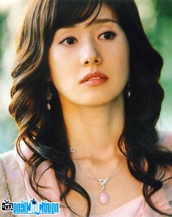  innocent Kim Ji - Soon