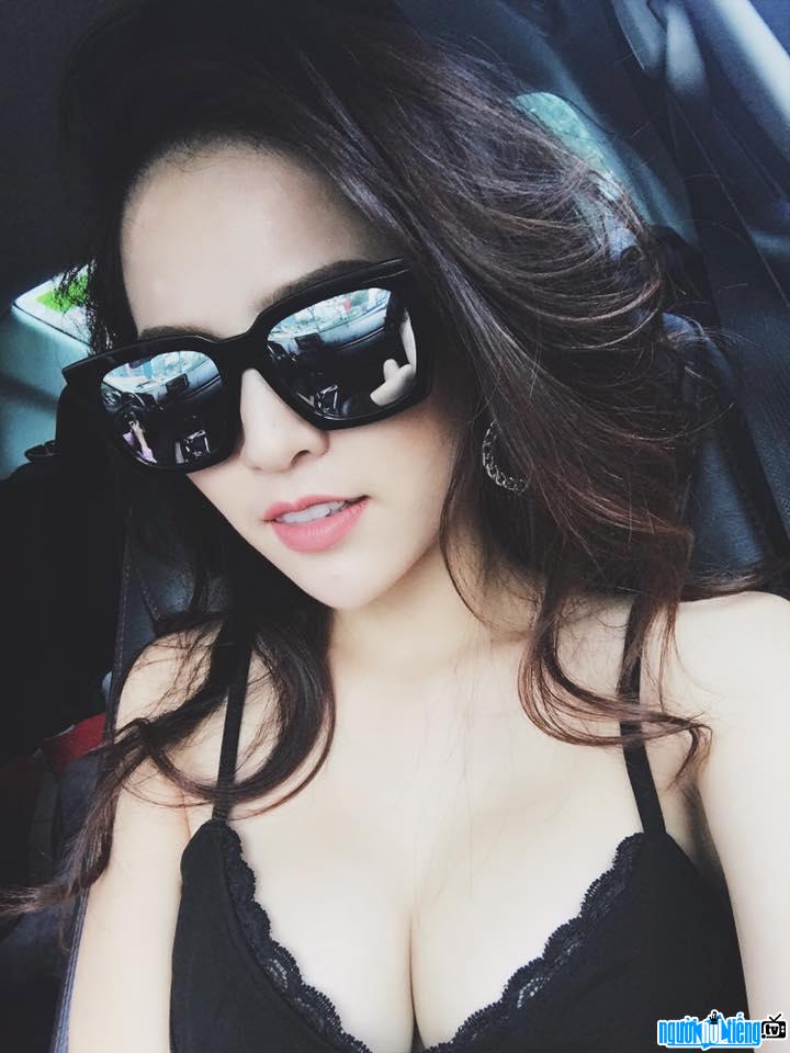 A new photo of actress Phi Huyen Trang