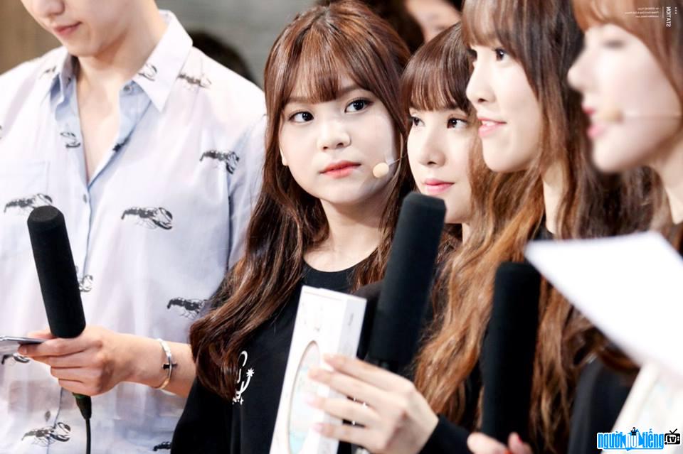 Singer Umji with the group in Press conference