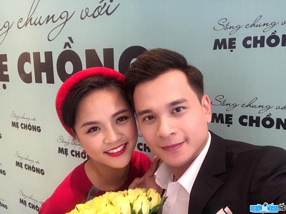 Thu Quynh and actor - MC Danh Tung at the press conference of the movie Living with mother-in-law
