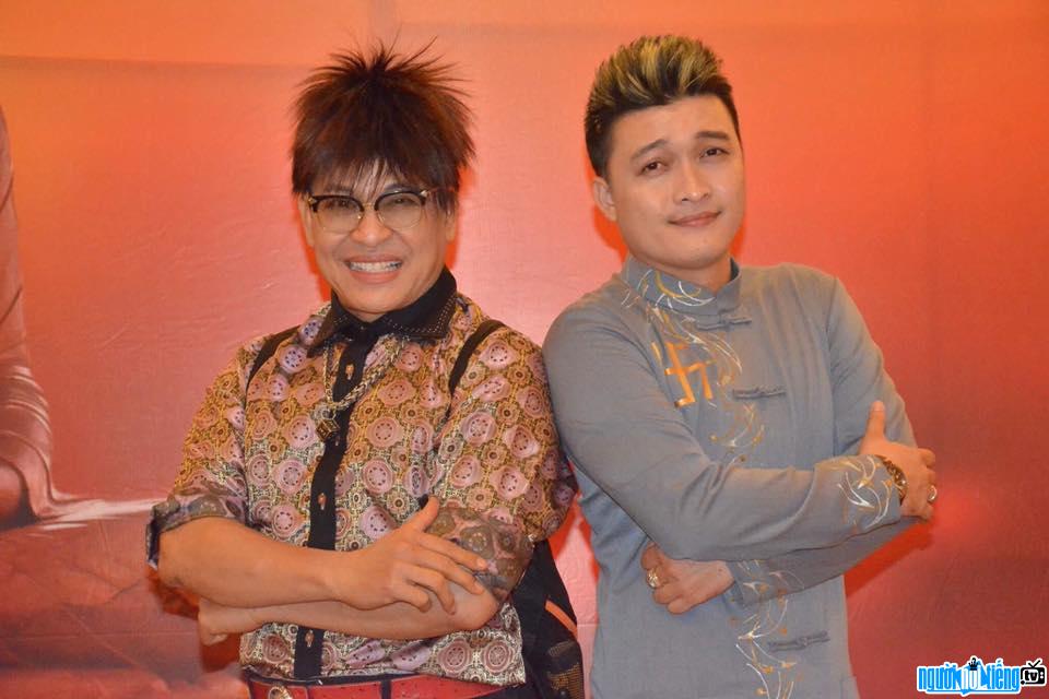 Singer Dong Thanh Tam and MC Thanh Bach in an event