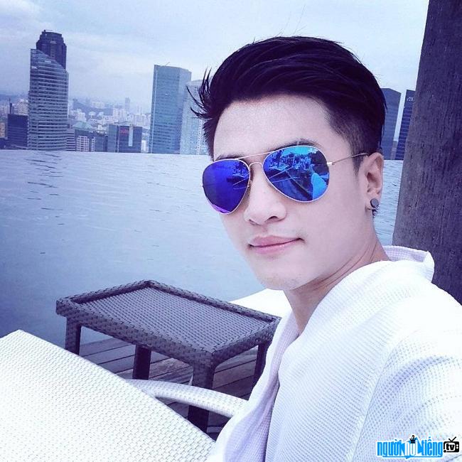  Hot boy Le Minh Truong is handsome and elegant