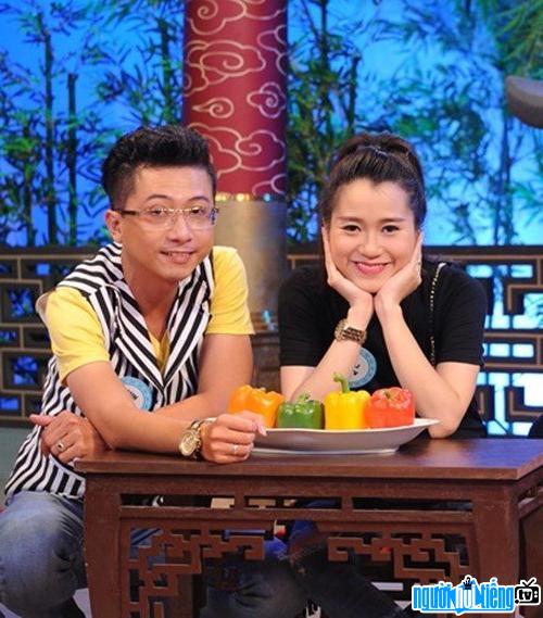 Hình ảnh vợ chồng diễn viên Lâm Vỹ Dạ