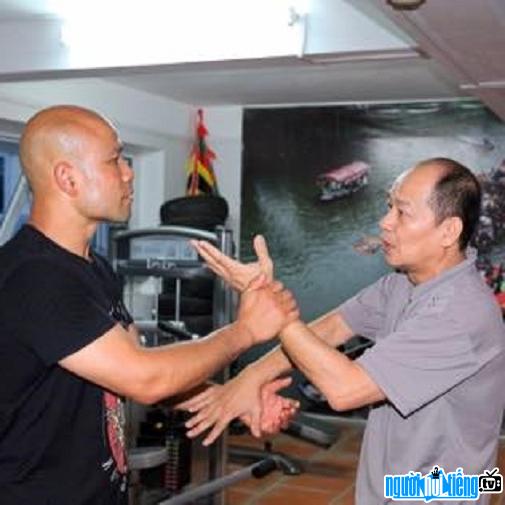  Martial arts exchange between Master Tran Le Hoai Linh and world famous master Master Wong