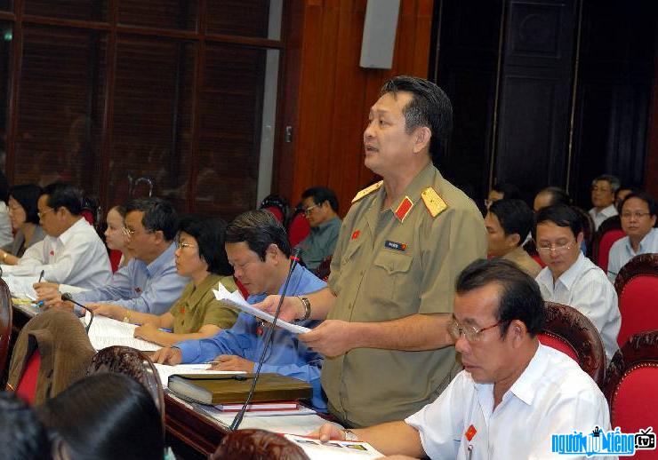  Photo of Lieutenant General Vo Van Liem at the session of National Assembly Deputies