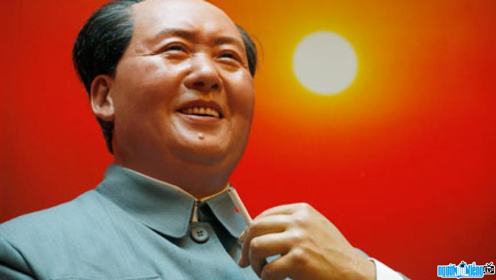  Mao Zedong is the person who has contributed to the unification of China