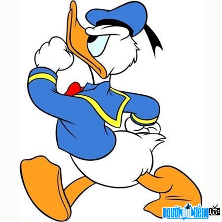  Donald Duck's familiar gait in movies
