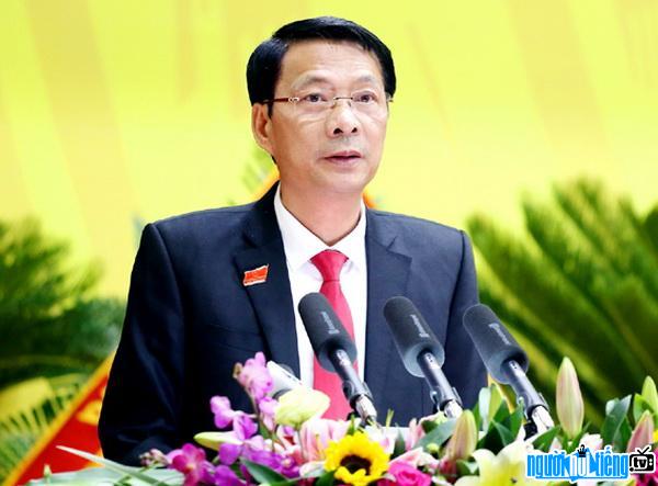  Photo of Quang Ninh Provincial Party Secretary Nguyen Van Read in a recent conference