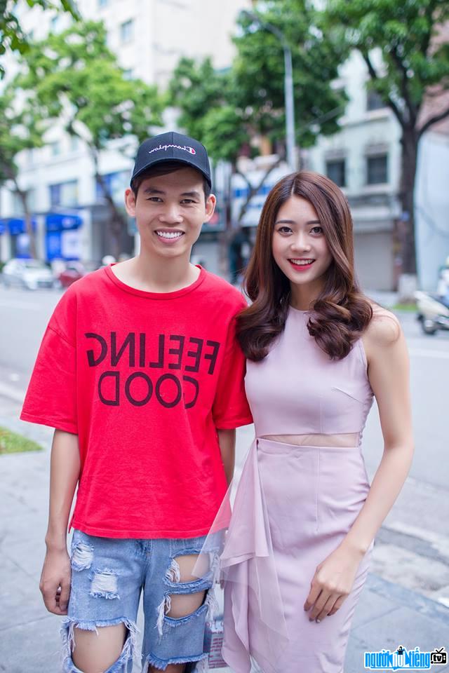 Ông Hoàng Nam bên hot girl Huyền Trang