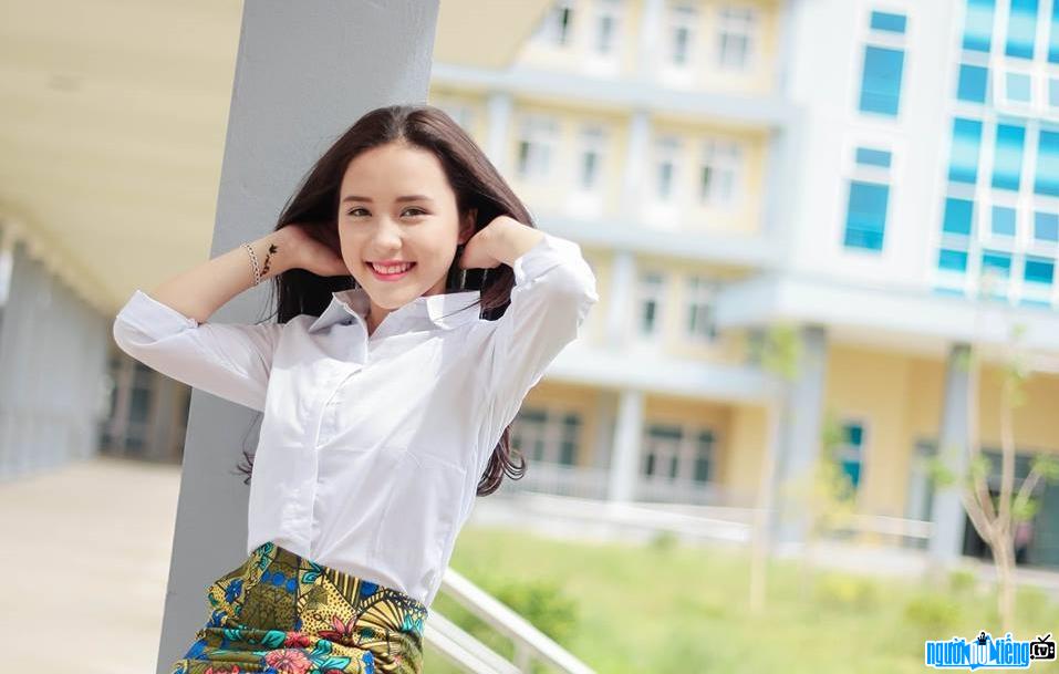 Child beauty of schoolgirl Minh Nhan