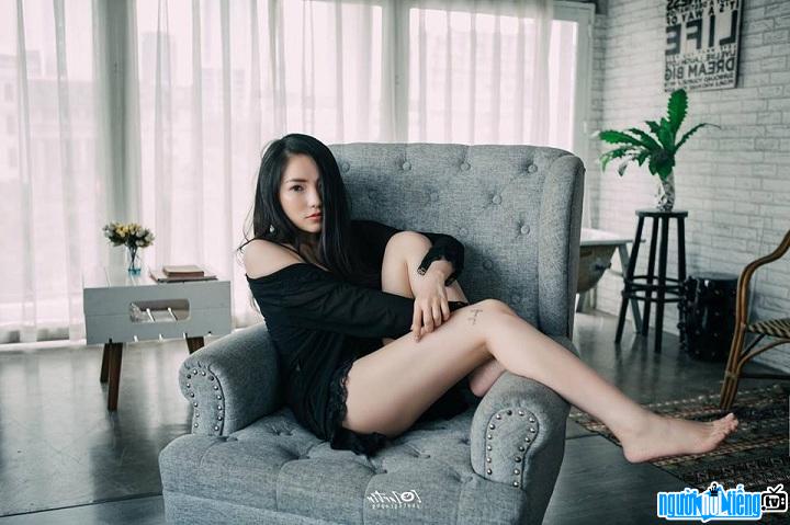  Ly Phuong Chau seduced after the divorce